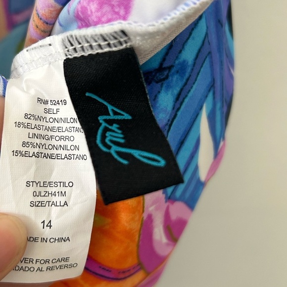 NWT Azul by Maxine of Hollywood Floral Swim Dress Size 14 - Picture 6 of 9